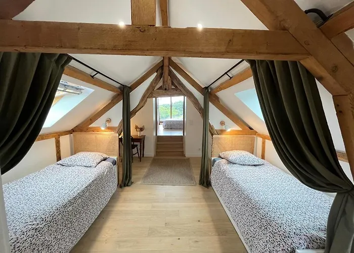 Prázdninový dům Maison De Charme Dans Un Ecrin De Verdure Et Calme *