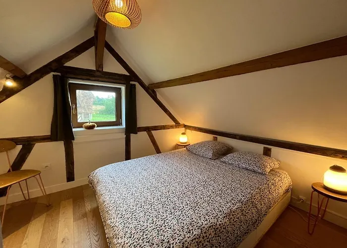 Maison De Charme Dans Un Ecrin De Verdure Et Calme Saint-Gâtien-des-Bois