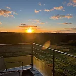 Maison De Charme Dans Un Ecrin De Verdure Et Calme