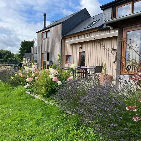 Maison De Charme Dans Un Ecrin De Verdure Et Calme