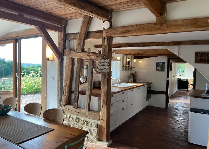 Maison De Charme Dans Un Ecrin De Verdure Et Calme * 圣加蒂安德布瓦