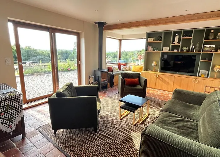 Maison De Charme Dans Un Ecrin De Verdure Et Calme 度假居 *